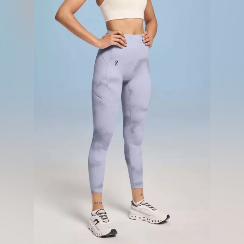 NWT On CLOUD Running Womens Movement Graphic Tights Nimbus/Feather Size XL